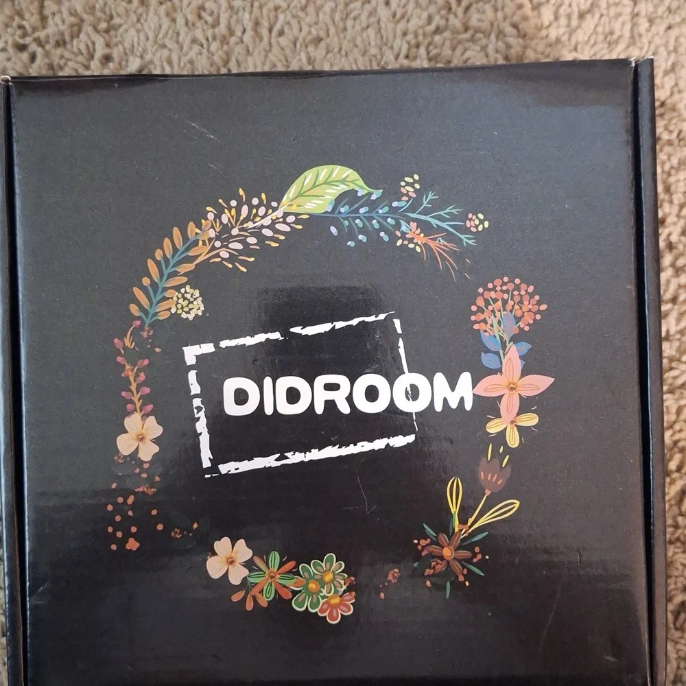 NIB Didroom White Shampoo, Body Wash, and Conditioner Dispenser Set - Picture 5 of 5